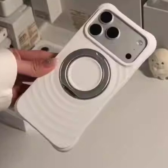 None Other - Cream iPhone16 Case